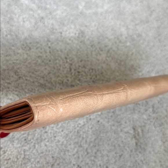 Elegant Tan Clutch - Picture 8 of 9